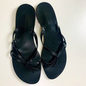 Manolo Blahnik Black Leather Flat Strap Sandal 40.